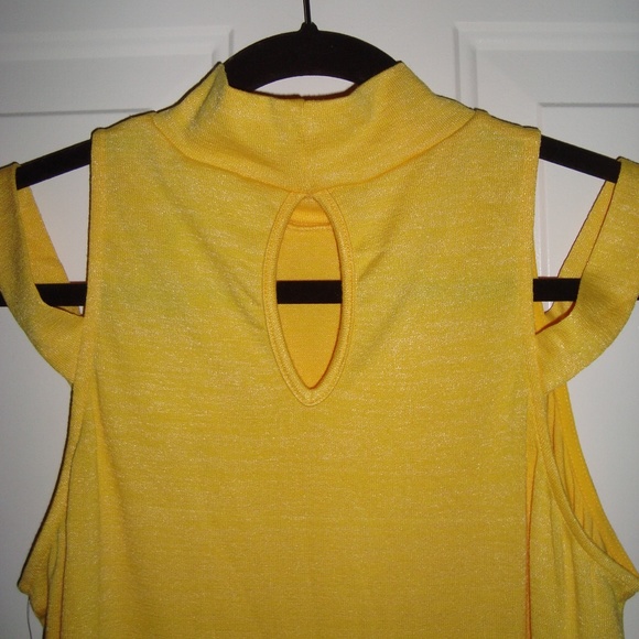 NWT turtleneck blouse - Picture 2 of 3